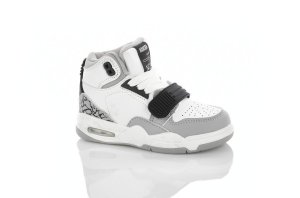 Кроссовки высокие для детей