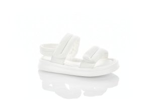 Открытые сандалии для девочки