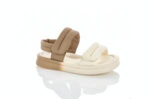 Открытые сандалии для девочки