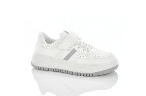 Белые детские кроссовки кеды