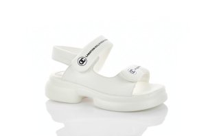 Открытые сандалии девочке