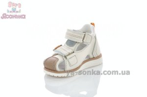 Босоножки для маленького мальчика
