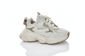 Светлые кроссовки детям