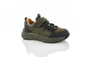 Закриті кросівки для хлопчаків