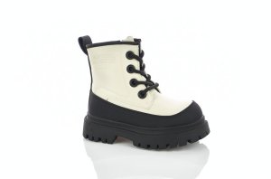 Молочные ботинки девочкам