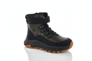 Высокие зимние ботинки мальчикам