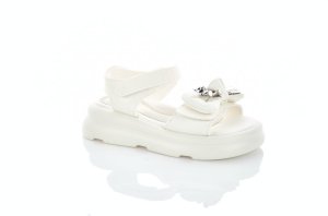 Сандалии с медведями на девочек