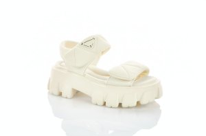 Босоножки на платформе для девочек