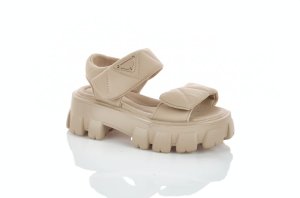 Босоножки на платформе для девочек