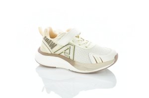 Светлые кроссовки для детей