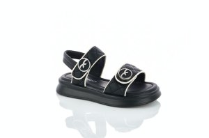 Босоножки Apawwa для юных модниц