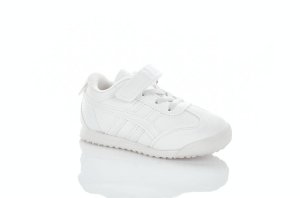 Стильные кроссовки детям