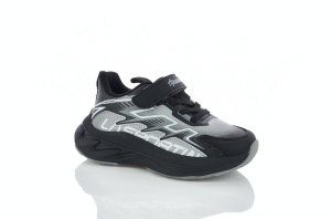 Кроссовки на липучке детские