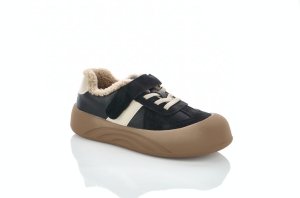 Утепленные кроссовки с мехом Apawwa