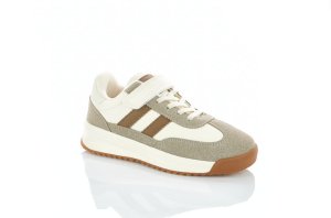 Светлые кроссовки для детей