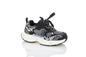 Легкие детские кроссовки Apawwa с вентиляционной сеткой