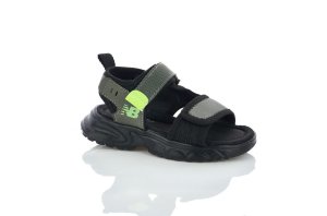 Светлые спортивные сандалии мальчикам